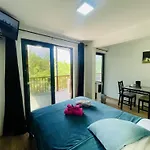 迷人乡村假日公园 度假居
