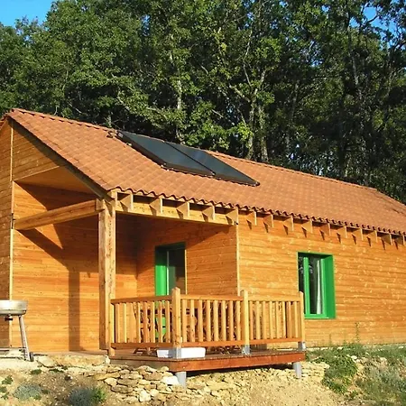 Le Village Enchanteur Hébergement de vacances La Chapelle-Aubareil