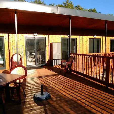 Holiday park Le Village Enchanteur La Chapelle-Aubareil