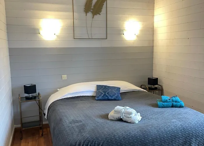 Le Village Enchanteur Holiday home La Chapelle-Aubareil